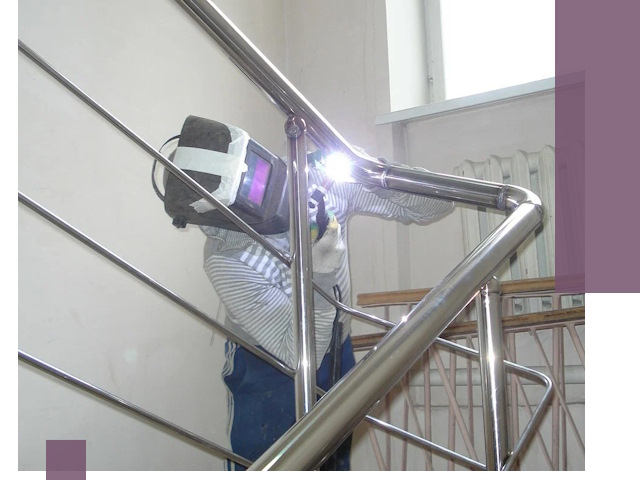 Монтаж перил и ограждений качественно в Луховицах