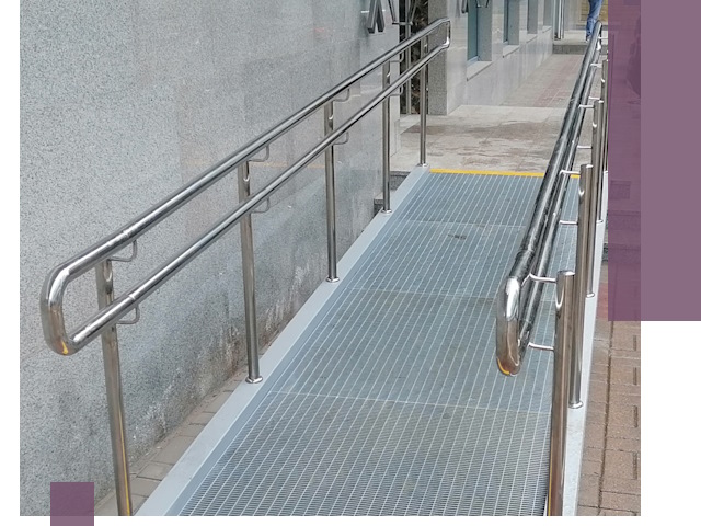 Пандусы для инвалидов в Луховицах — изготовление и монтаж