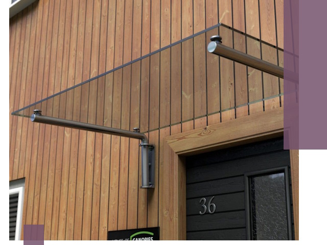 Стеклянные козырьки на входы и фасады в Луховицах